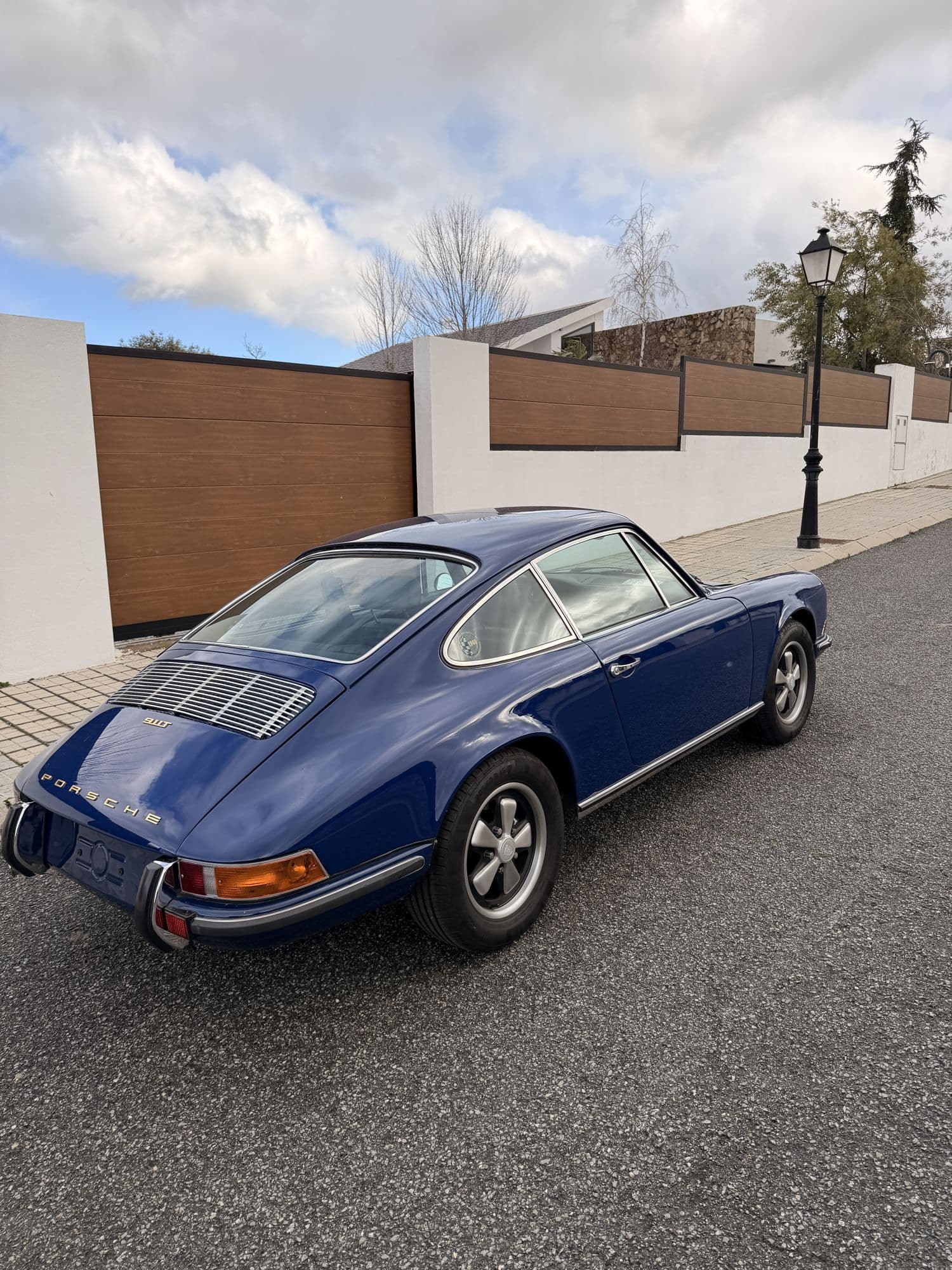 Porsche 911 T